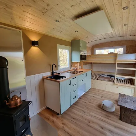 Auszeit In Stilvollem Tiny House